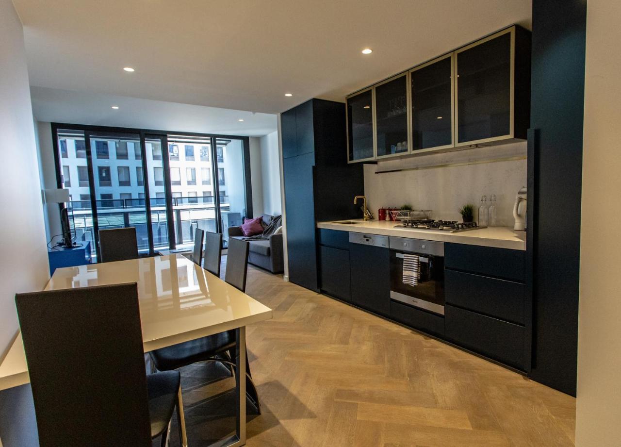 Readyset Opera Melbourne Apartment Exterior photo